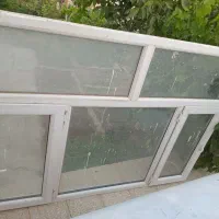 پنجره ی دو جداره UPVC