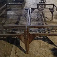 تخت- بخاری نفتی - تلویزیون -