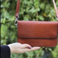 کیف  دوشی زنانه چرم