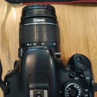 دوربین کانن conon kiss x5 (600D)