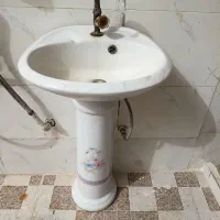 روشویی تمیز سالم