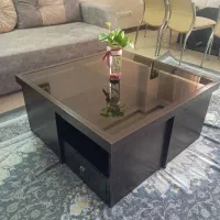 میز اصلی وپذیرایی