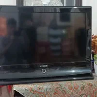 تلویزیون و پروژکتور