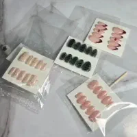 ناخن مصنوعی با مواد کاشت