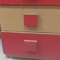 میز تحریر ب همراه ۳ کشاب