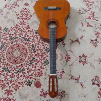 گیتار کلاسیک Yamaha  c 40 نو کاور دارد