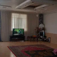 اجاره‌ خانه همراه طبقه همکف ۲۱۰ متر