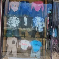ویترین بوتیک چوبی