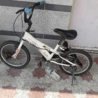 دوچرخه ۱۶ سالم ترمزها سالم۳۰۰۰