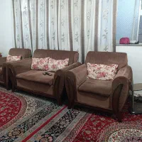 مبل 7نفره ،میز تلوزیون.کمد لباس 7کشو.