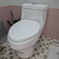 توالت فرنگی در حد نو