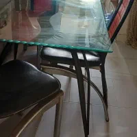 میز نهار خوری ۶نفره و ۴صندلی