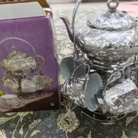 قوری وفنجان