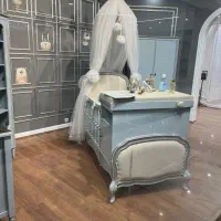 تخت‌نوزاد بدون استفاده و نونو