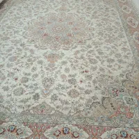 قالی ۱۲متری وسه عدد کناره