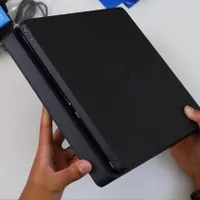 فروش دو دستگاه ps4 خانگی
