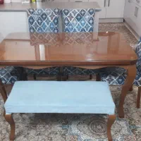 میز غذاخوری