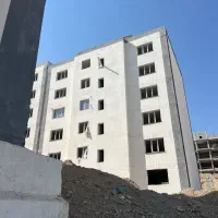 آپارتمان-105-متری-فاز-8-با-تراس-بزرگ-طبقه-اول