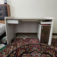 میز تحریر و میز آینه