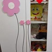 کمد بچه گانه طرح گل رنگ صورتی