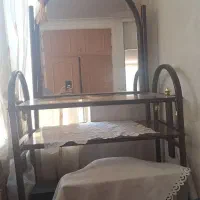 میز آرایشی فلزی فرفورژه