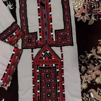 نیم دوز تپه ای|لباس|کهنوج, |دیوار