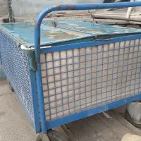 گاری چهار چرخ