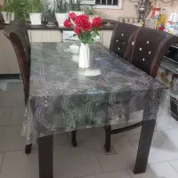 میز ناهارخوری و میز تنزیینی