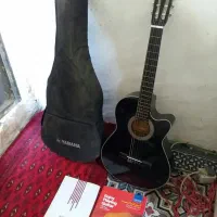 گیتار اکبند