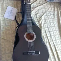 گیتار در حد نو ۲۸۰۰