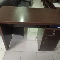 ۳ عدد میز کامپیوتر و ۳ عدد میز تلویزیون