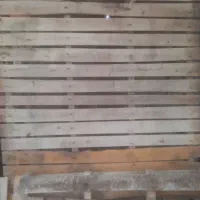 پالت چوبی تمیز