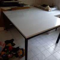 میز و صندلی اداری در حد نو