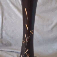 گلدان چوبی ،شکلات خوری سفالی وعروسک