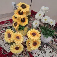 گل وگلدان