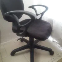 صندلی اداری چرخ دار رودهن