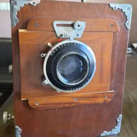 دوربین‌ کلکسیونی فانوسب