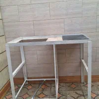 چهار پایه آهنی بزرگ تمیزه درحد نوع قیمت ۲میلیون