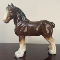 مجسمه انتیک اسب انگلیسی