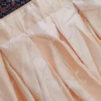 کنار پرده