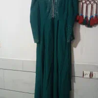 سه لباس مجلسی در حد نوع