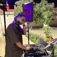 دی جی حرفه ای استیج TV DJ نوازنده و اموزش