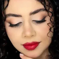 آموزش خودآرایی و خدمات میکاپ