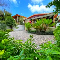 خونه باغی ۲۱۰ متری/سند آماده انتقال/ما* زن *دران