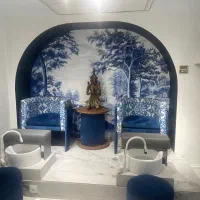 اجاره ی میز ناخن و تخت مژه و میکرو و ادمین غیر حضو