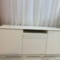 میز تلویزیون سفید بسیار ساده شیک با ام دی اف خارجی