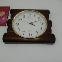 ساعت زیبا دیواری