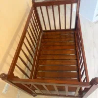 تخت تمام چوب نراد با تشک طبی ابرشمال