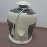 آبمیوه گیر