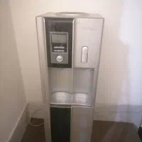 آبسردکن تمام دیجیتال سرد و گرم ایستکول یخچال دار